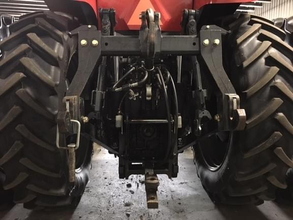 Image of Case IH Magnum 260 equipment image 4