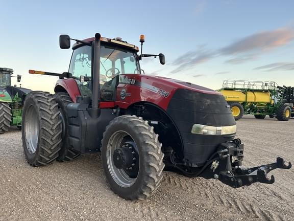 Image of Case IH Magnum 260 equipment image 1