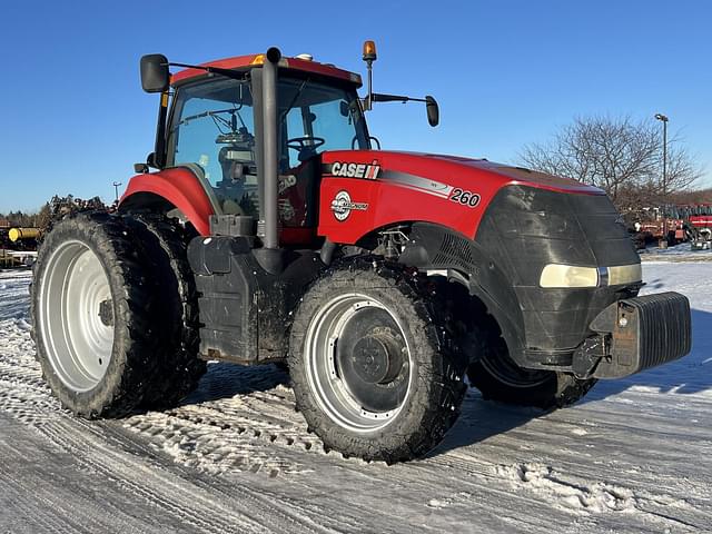 Image of Case IH Magnum 260 equipment image 2
