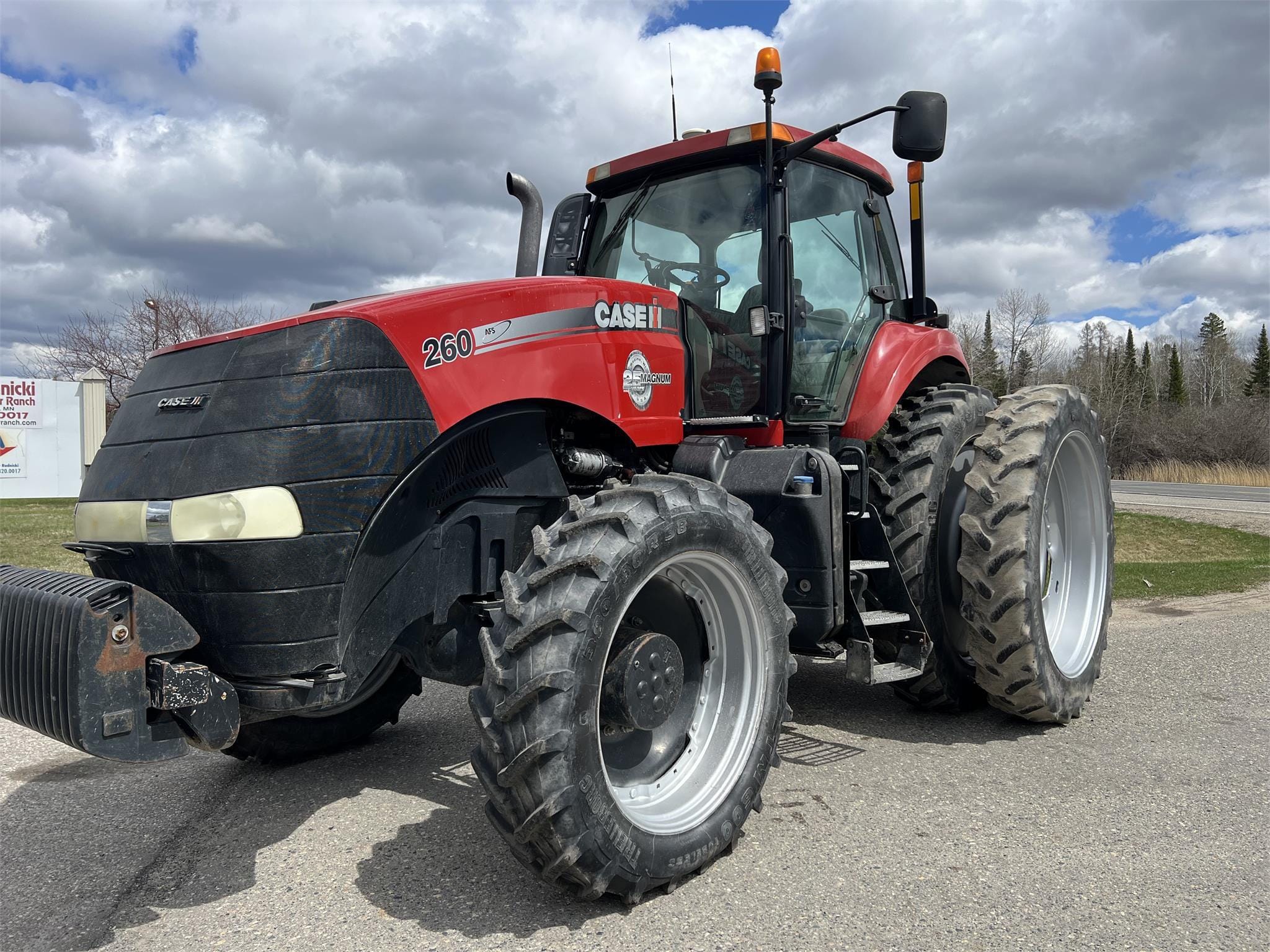 2013 Case IH Magnum 260 Equipment Image0