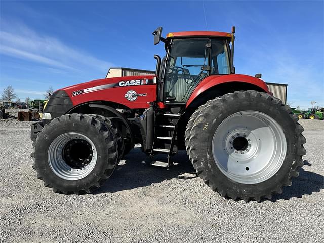 Image of Case IH Magnum 290 equipment image 2