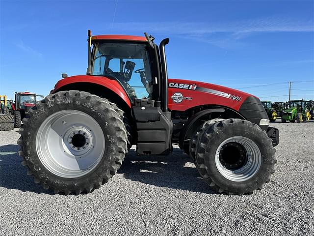 Image of Case IH Magnum 290 equipment image 3