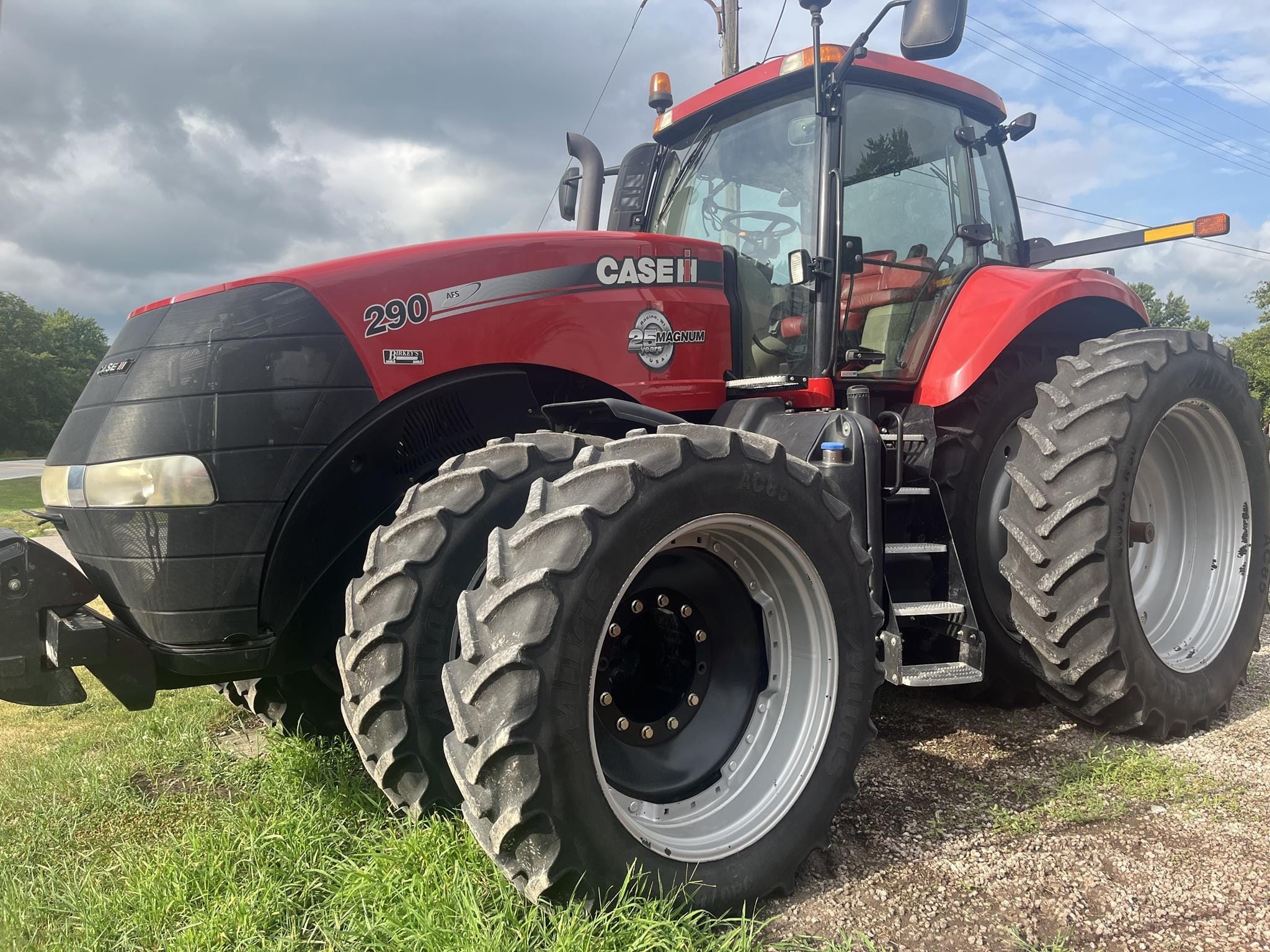 2013 Case IH Magnum 290 Equipment Image0