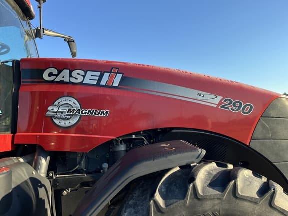 Image of Case IH Magnum 290 equipment image 2
