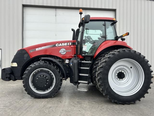 Image of Case IH Magnum 290 equipment image 2