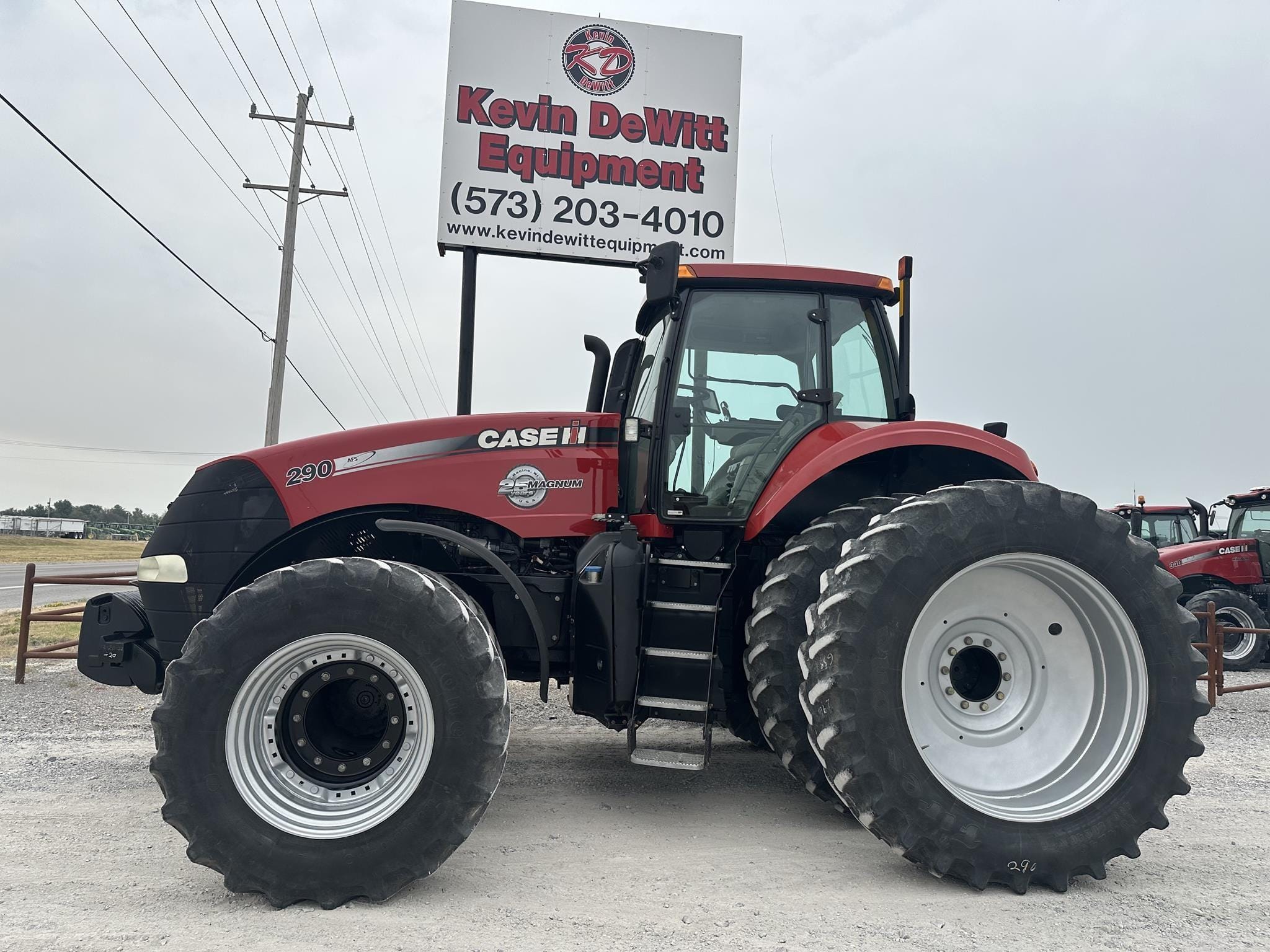 2013 Case IH Magnum 290 Equipment Image0