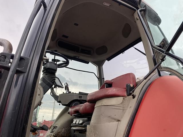 Image of Case IH Magnum 315 equipment image 4