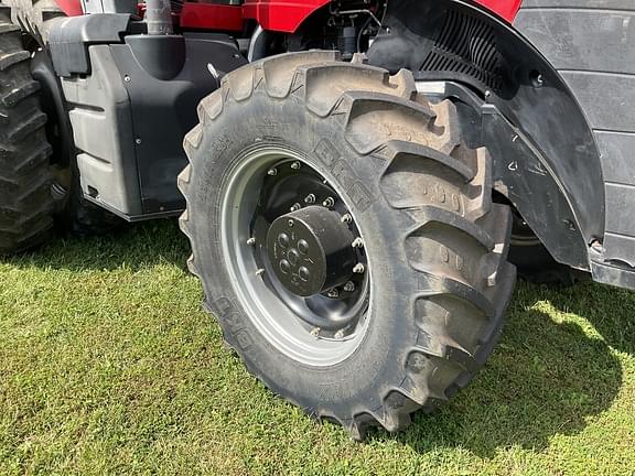 Image of Case IH Magnum 315 equipment image 3