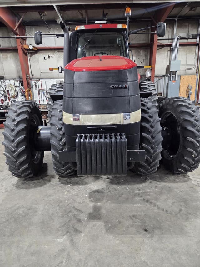 Image of Case IH Magnum 315 equipment image 4