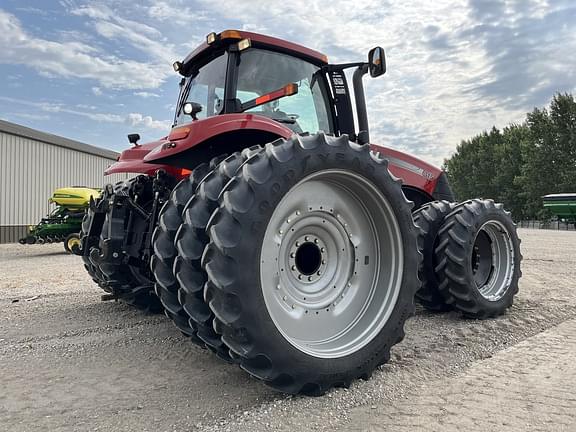 Image of Case IH Magnum 315 equipment image 4