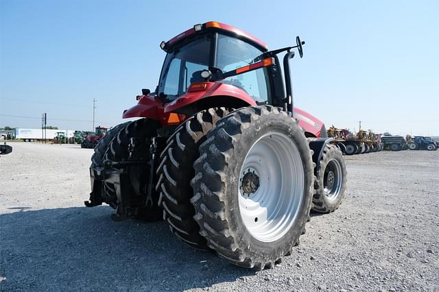 Image of Case IH Magnum 315 equipment image 4