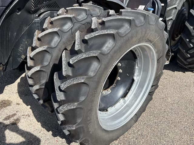 Image of Case IH Magnum 315 equipment image 3