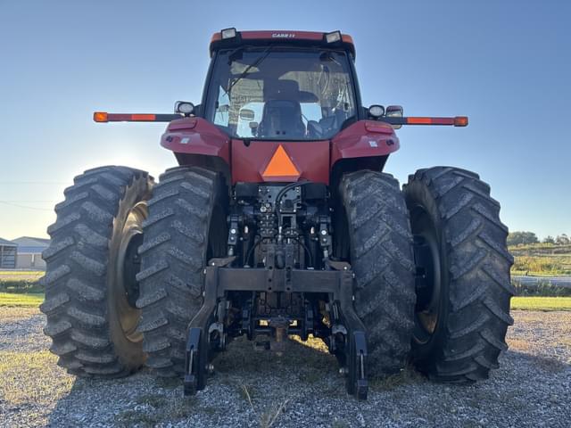 Image of Case IH Magnum 315 equipment image 3