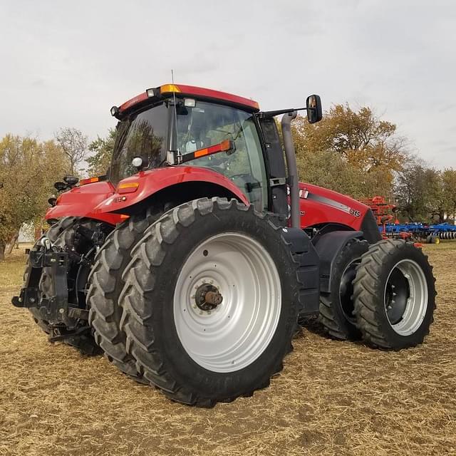 Image of Case IH Magnum 315 equipment image 4