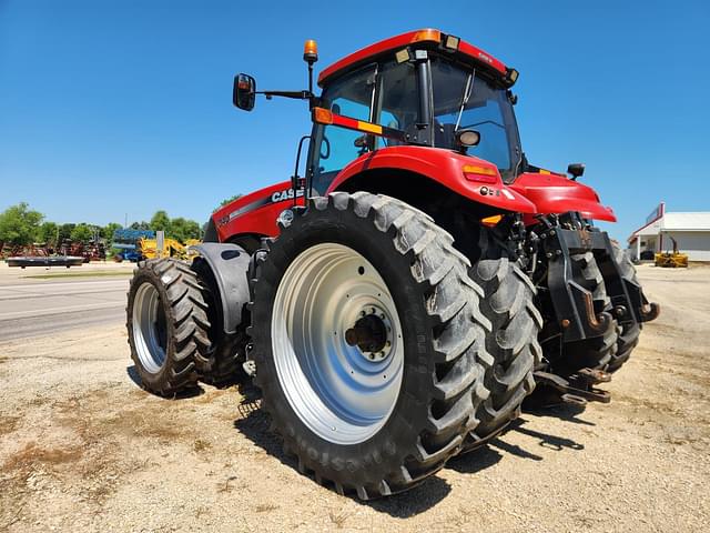 Image of Case IH Magnum 340 equipment image 3
