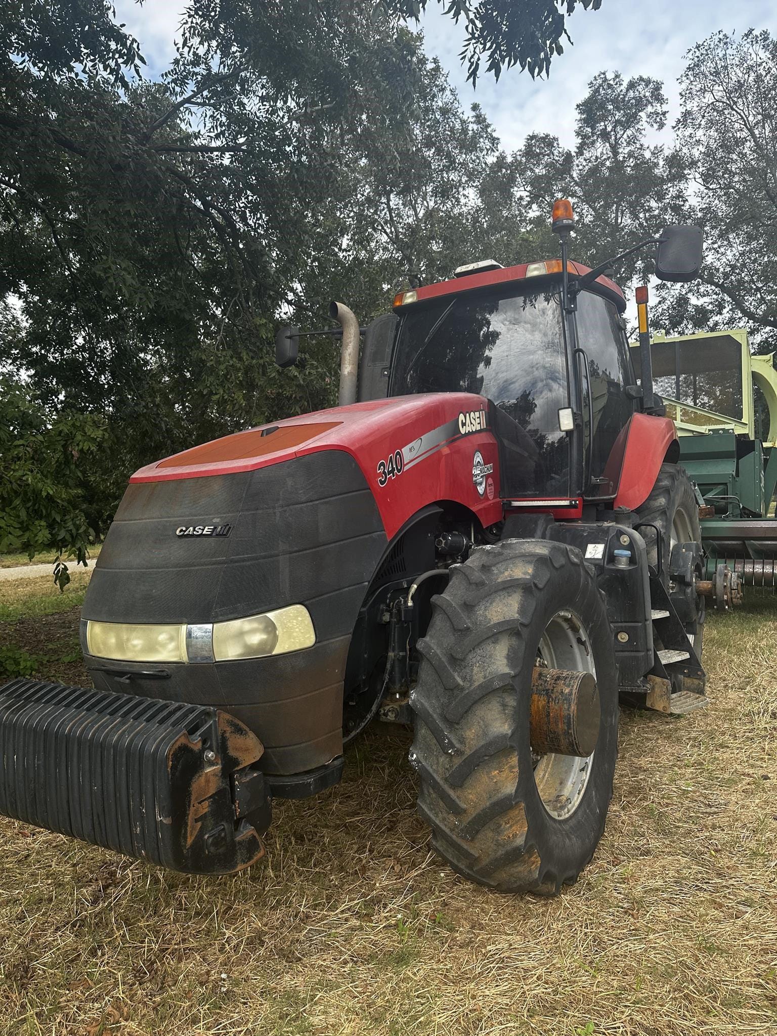 2013 Case IH Magnum 340 Equipment Image0