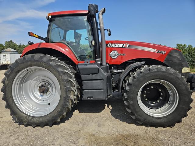 Image of Case IH Magnum 340 equipment image 2