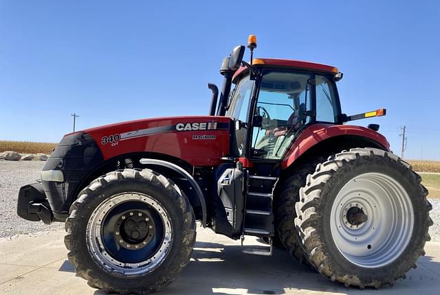 Image of Case IH Magnum 340 equipment image 1