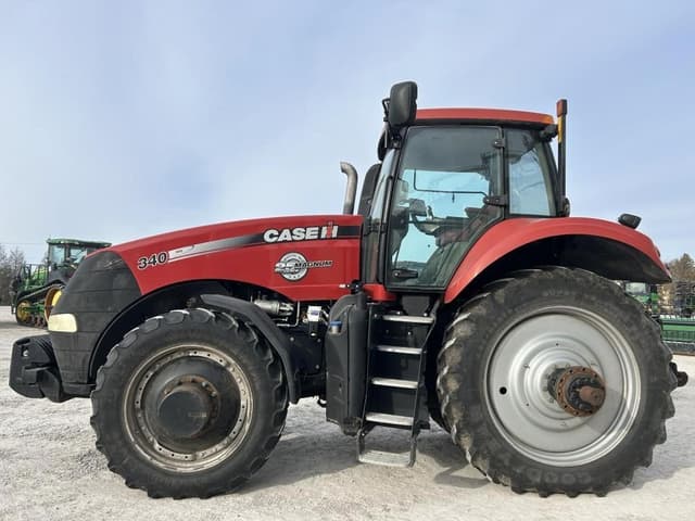 Image of Case IH Magnum 340 equipment image 2
