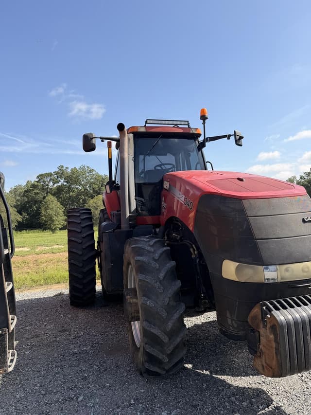 Image of Case IH Magnum 340 equipment image 1