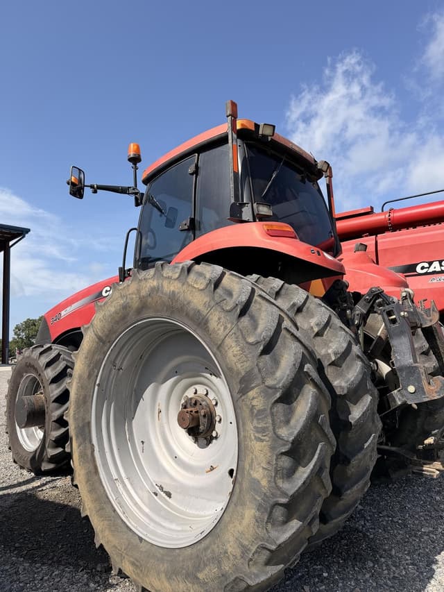 Image of Case IH Magnum 340 equipment image 3