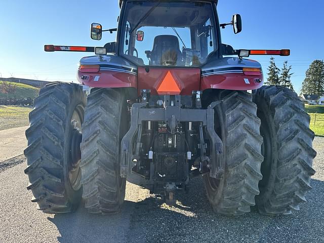 Image of Case IH Magnum 340 equipment image 3