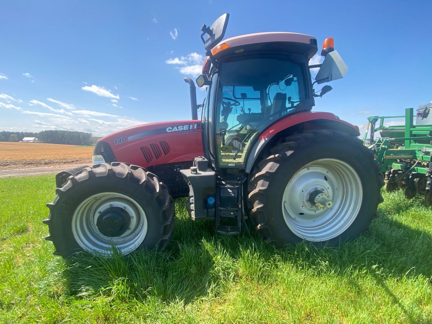 2013 Case IH Maxxum 140 Equipment Image0