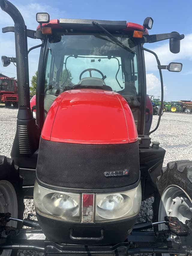 Image of Case IH Maxxum 110 equipment image 4