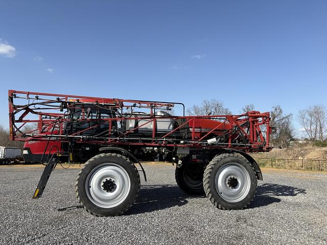 Image of Case IH 3230 Patriot equipment image 4