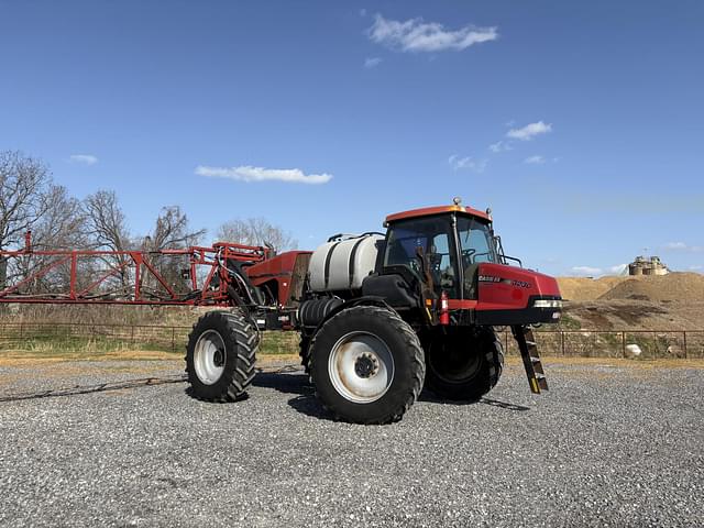 Image of Case IH 3230 Patriot equipment image 1