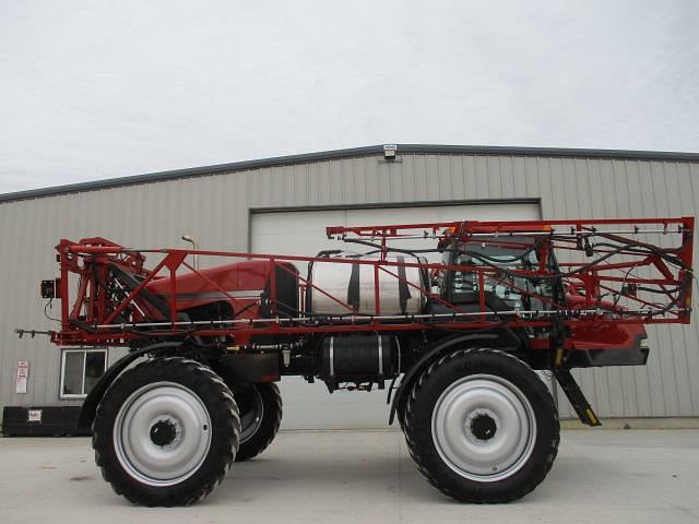 Image of Case IH 3230 Patriot equipment image 3