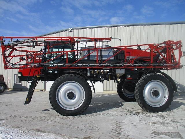 Image of Case IH 3230 Patriot equipment image 2