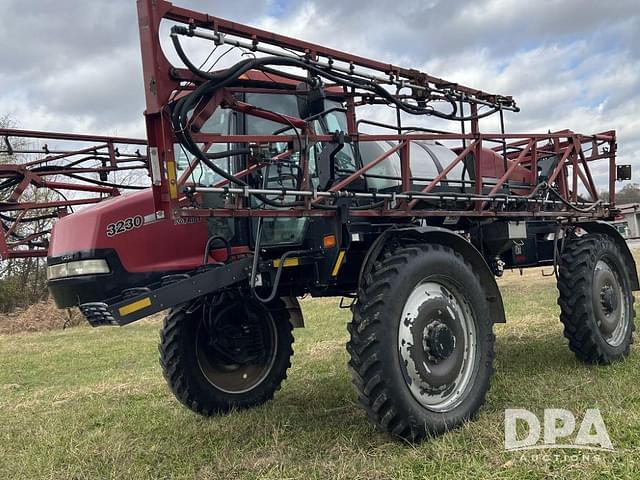 Image of Case IH 3230 Patriot equipment image 1