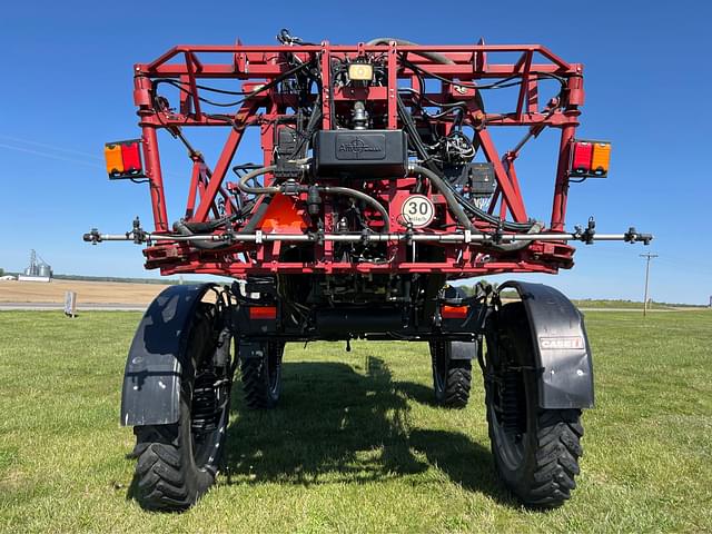 Image of Case IH 3330 Patriot equipment image 3