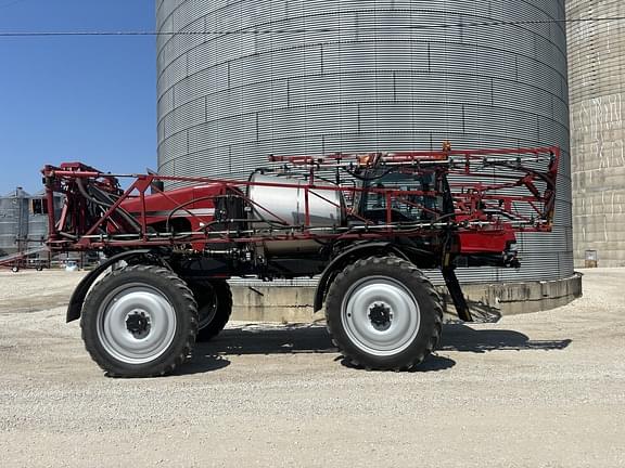 Image of Case IH 3330 Patriot Primary image