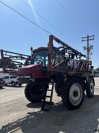 Image of Case IH 3330 Patriot equipment image 3