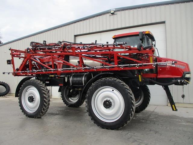 Image of Case IH 3330 Patriot equipment image 1