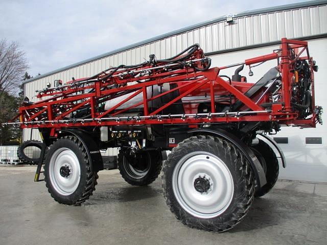 Image of Case IH 3330 Patriot equipment image 4