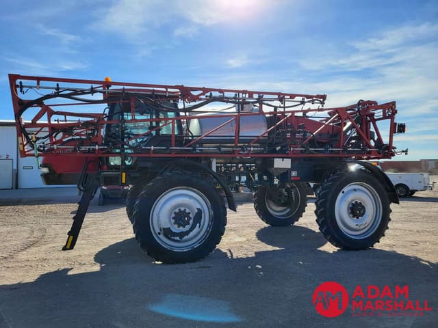 Image of Case IH 3330 Patriot equipment image 3