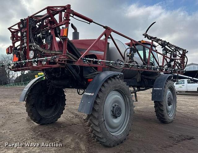 Image of Case IH 3330 Patriot equipment image 4