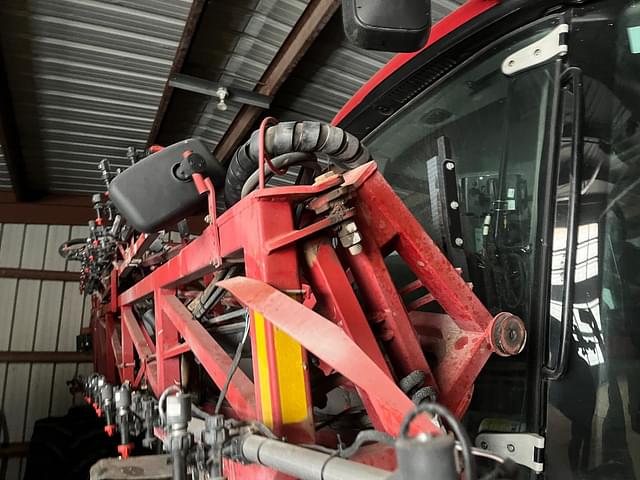 Image of Case IH Patriot 4430 equipment image 2