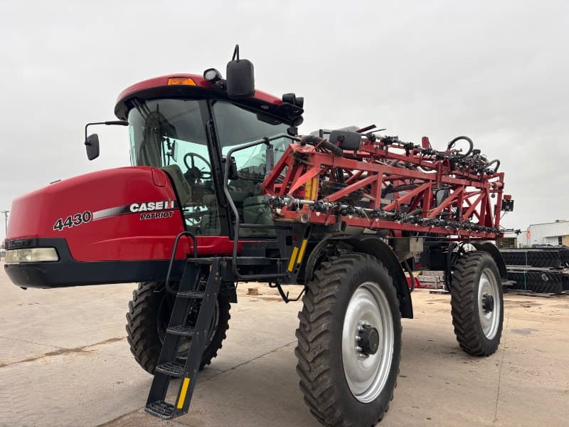 Image of Case IH Patriot 4430 Primary image