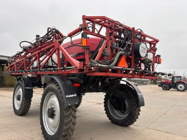 Image of Case IH Patriot 4430 equipment image 4