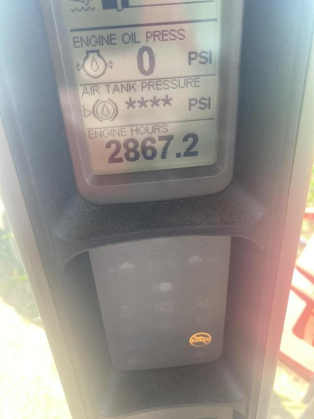 Image of Case IH Patriot 4430 equipment image 2