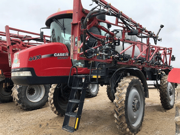 Main image Case IH Patriot 4430