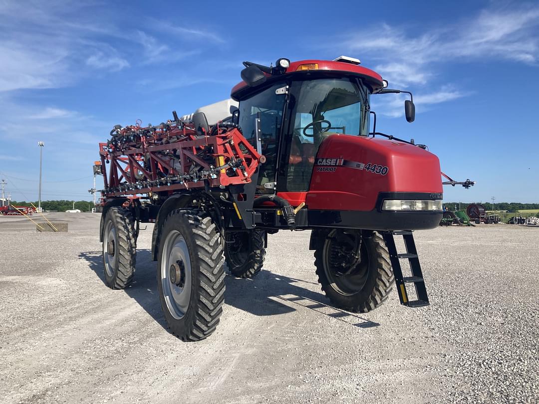 Image of Case IH Patriot 4430 Primary image