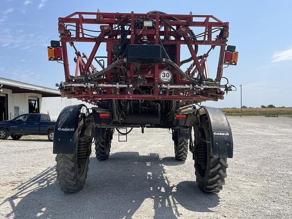 Image of Case IH Patriot 4430 equipment image 4