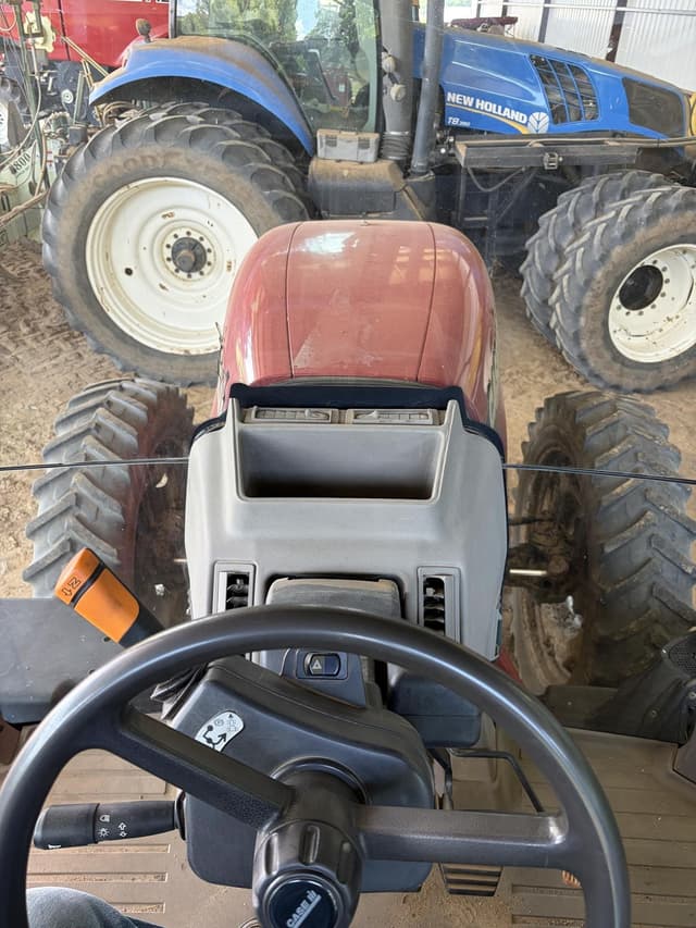 Image of Case IH Puma 215 equipment image 2