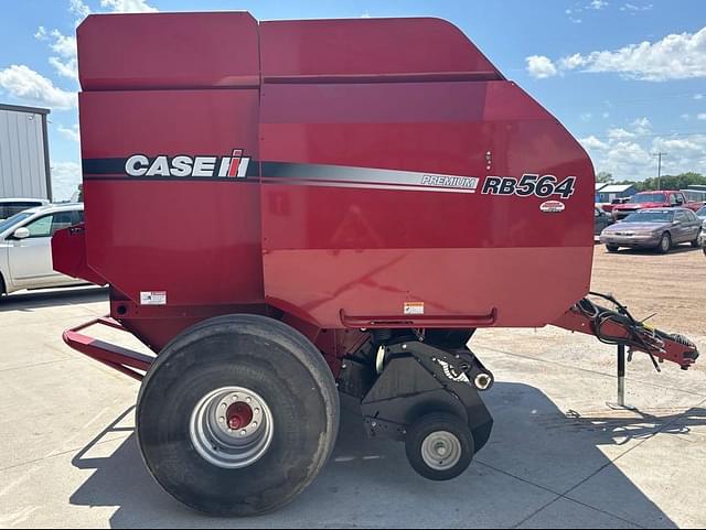 Image of Case IH RB564 equipment image 3