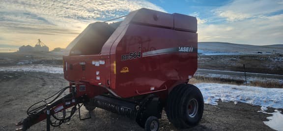 Image of Case IH RB564 equipment image 1